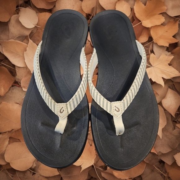OluKai Shoes - Olukai Ho'Pio SZ 7/37 Island Inspired Comfort Thong Beach Supportive Sandal